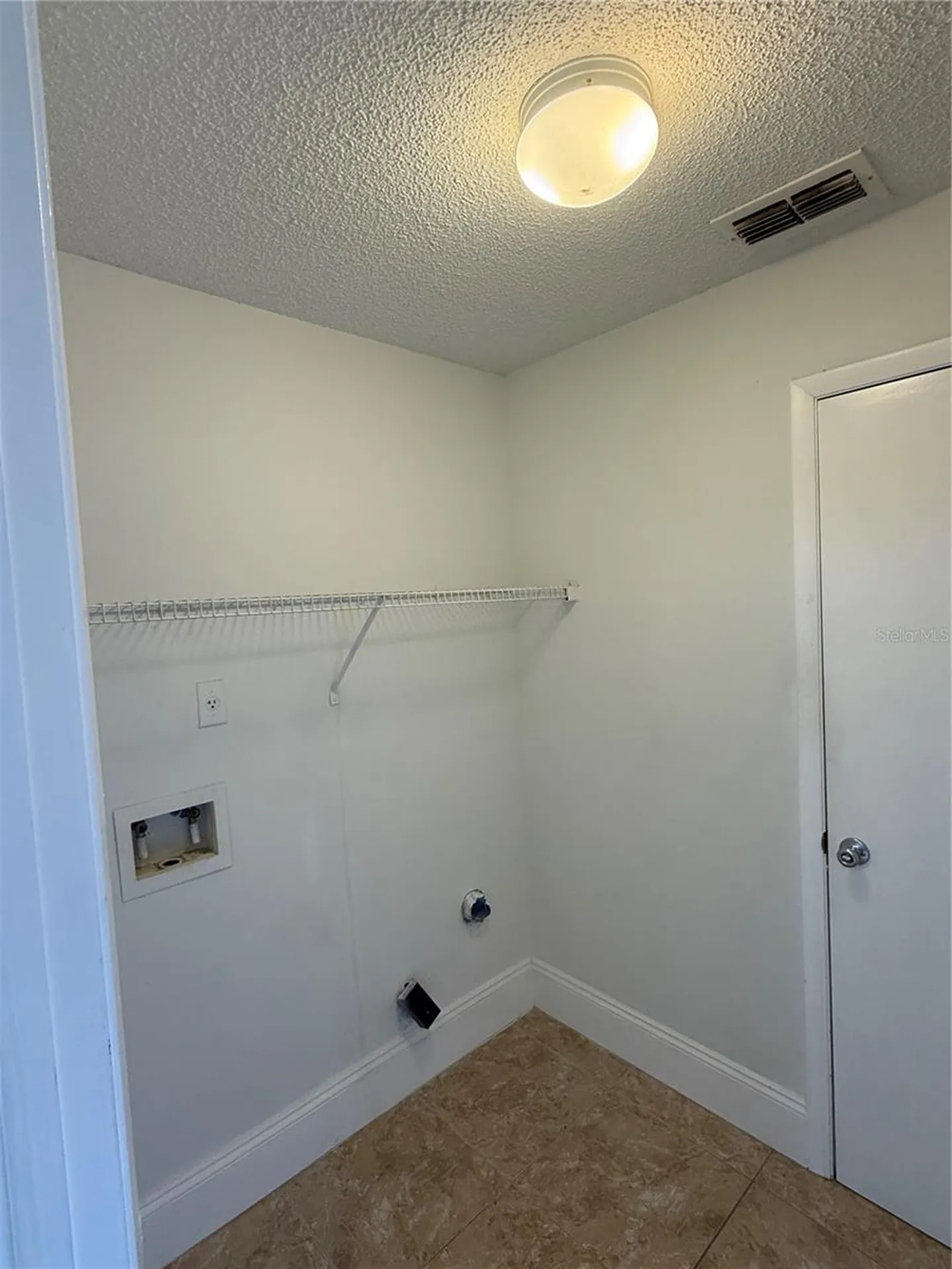2313 Palm Creek Orlando FL 32822