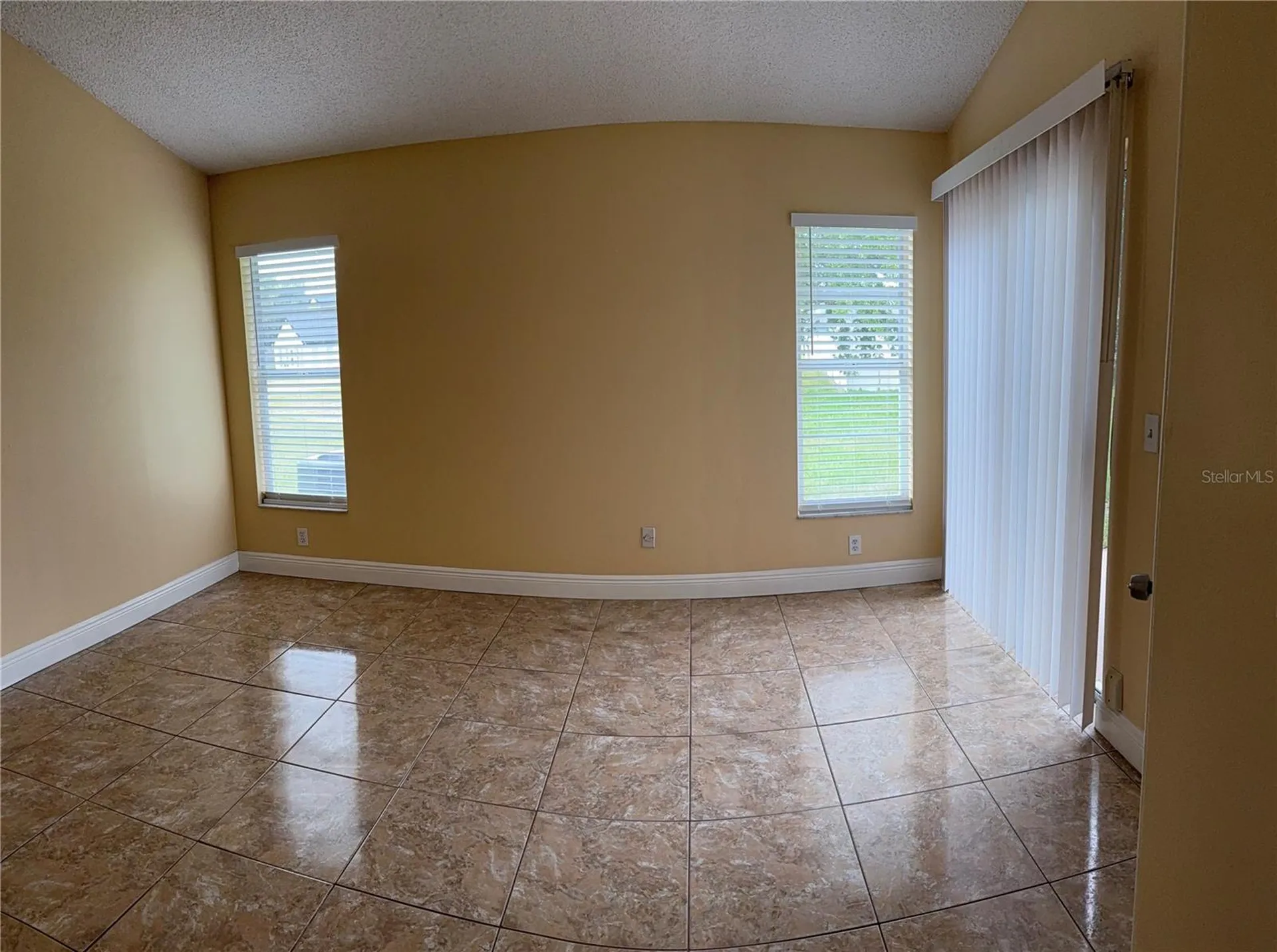 2313 Palm Creek Orlando FL 32822
