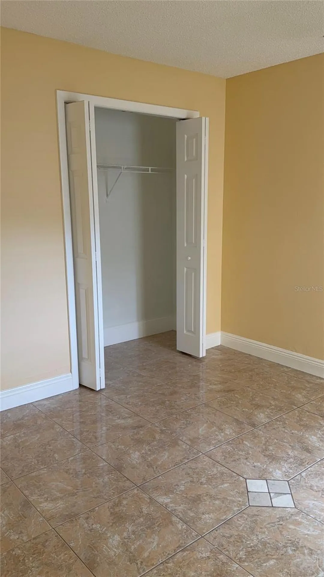2313 Palm Creek Orlando FL 32822