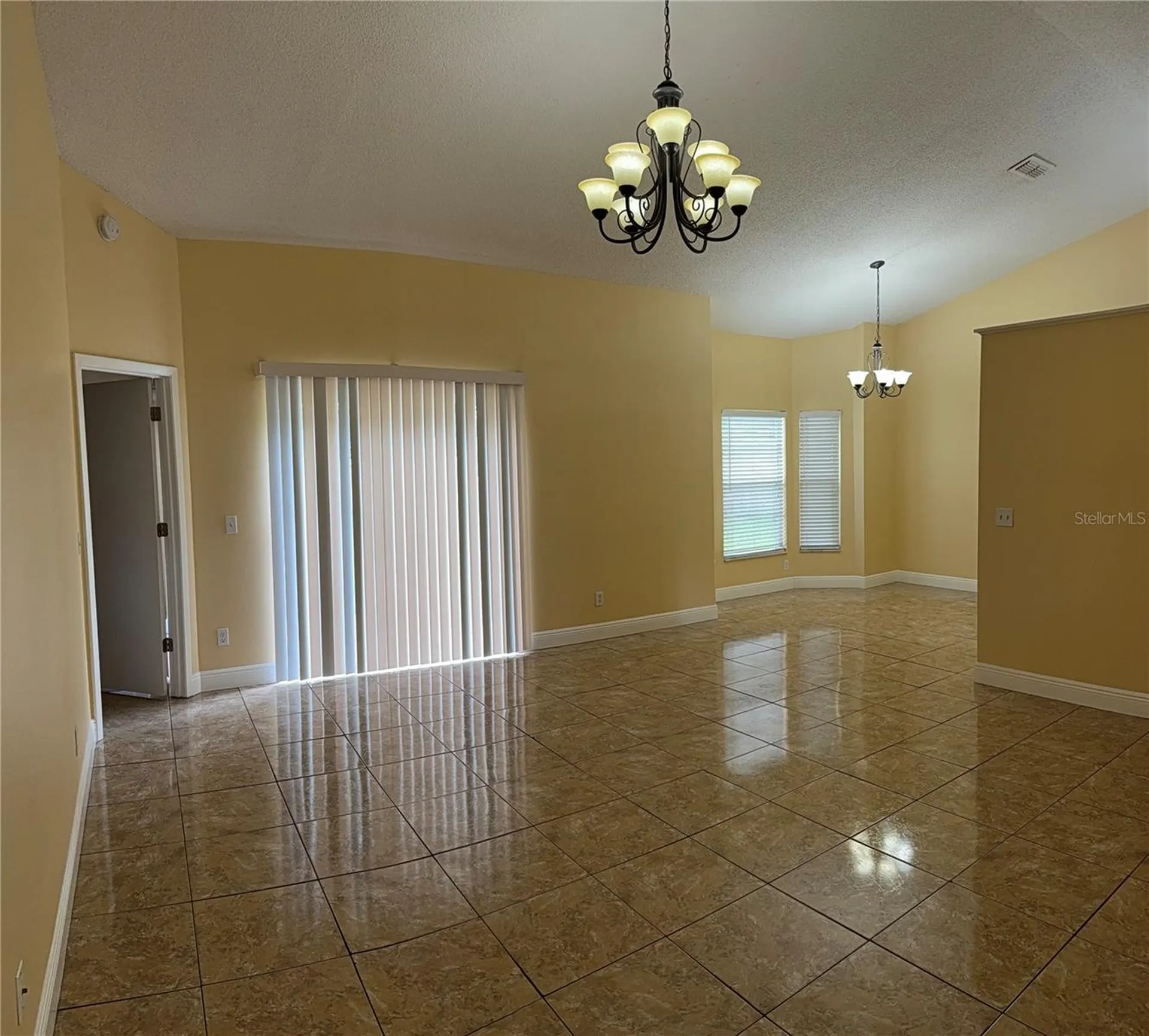 2313 Palm Creek Orlando FL 32822