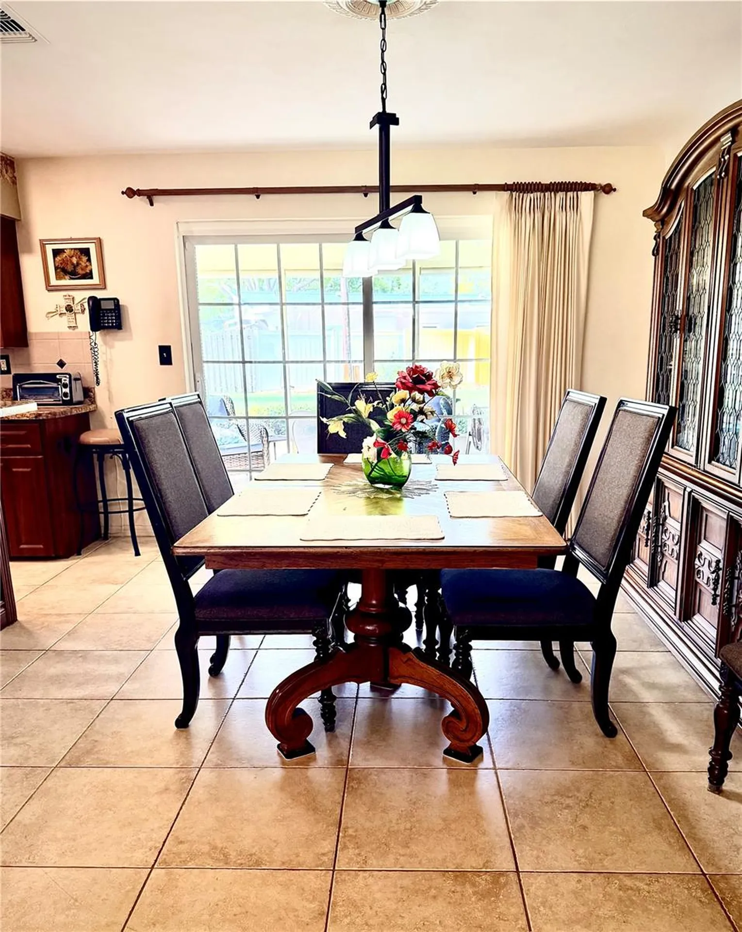 6086 28th Avenue N St Petersburg FL 33710
