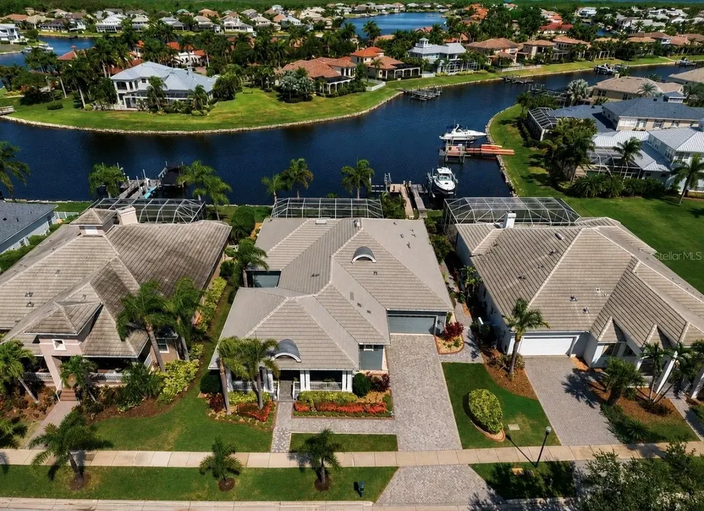 5416 Merritt Island Drive Apollo Beach FL 33572