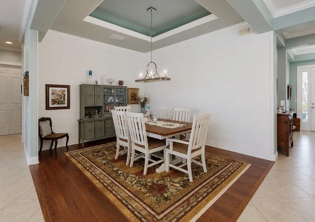 5416 Merritt Island Drive Apollo Beach FL 33572