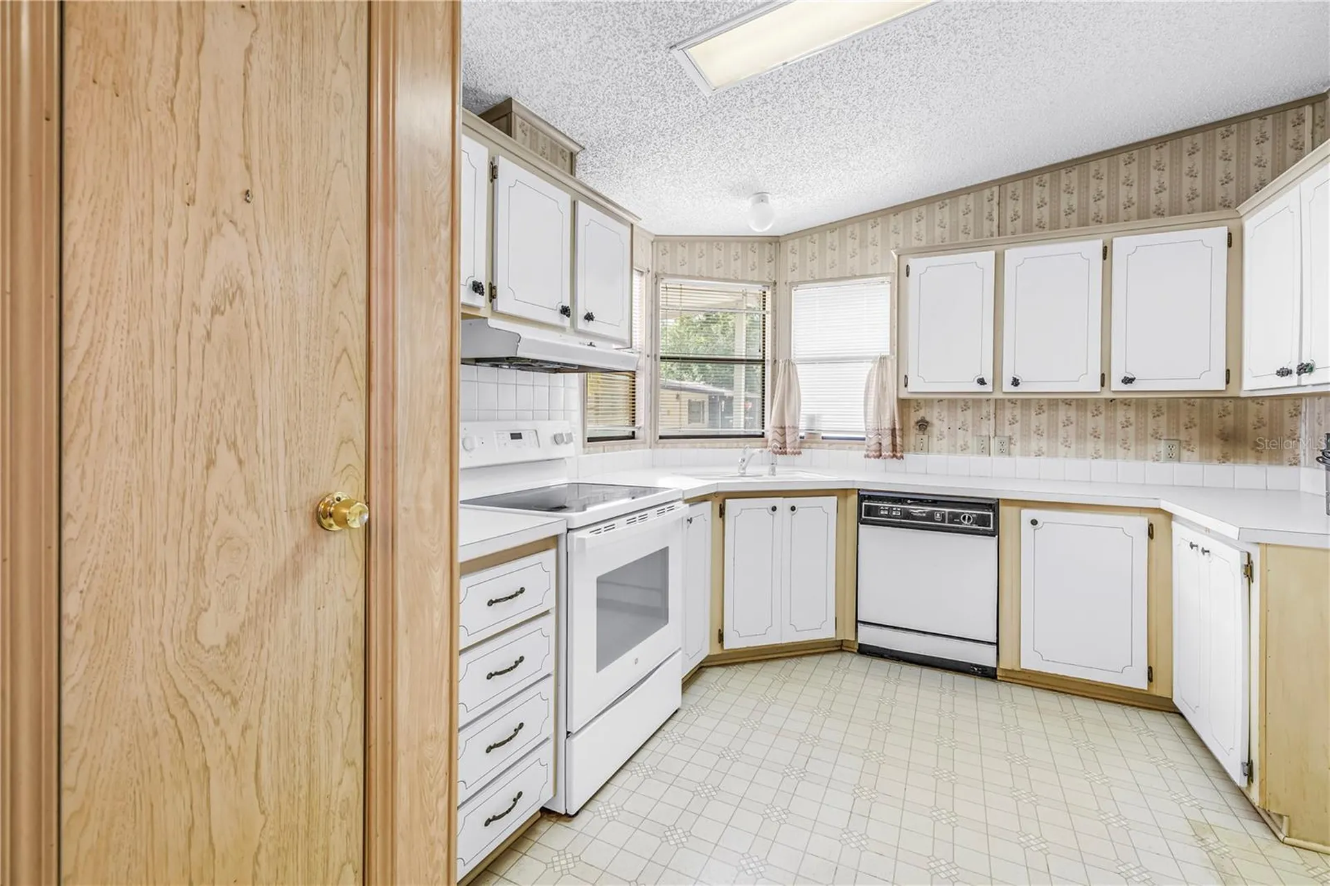 1001 Starkey Road Largo FL 33771
