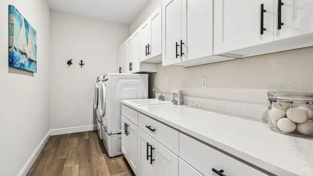 30653 Prestwick Avenue Sorrento FL 32776
