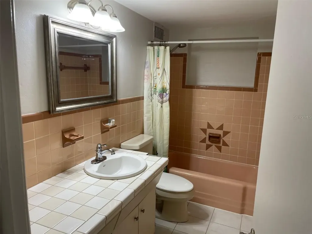 5626 Illinois Avenue New Port Richey FL 34652