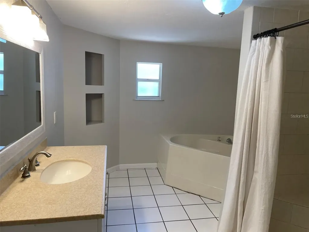 5626 Illinois Avenue New Port Richey FL 34652