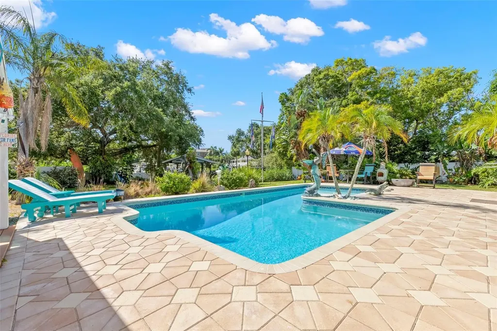 121 Carlyle Drive Palm Harbor FL 34683