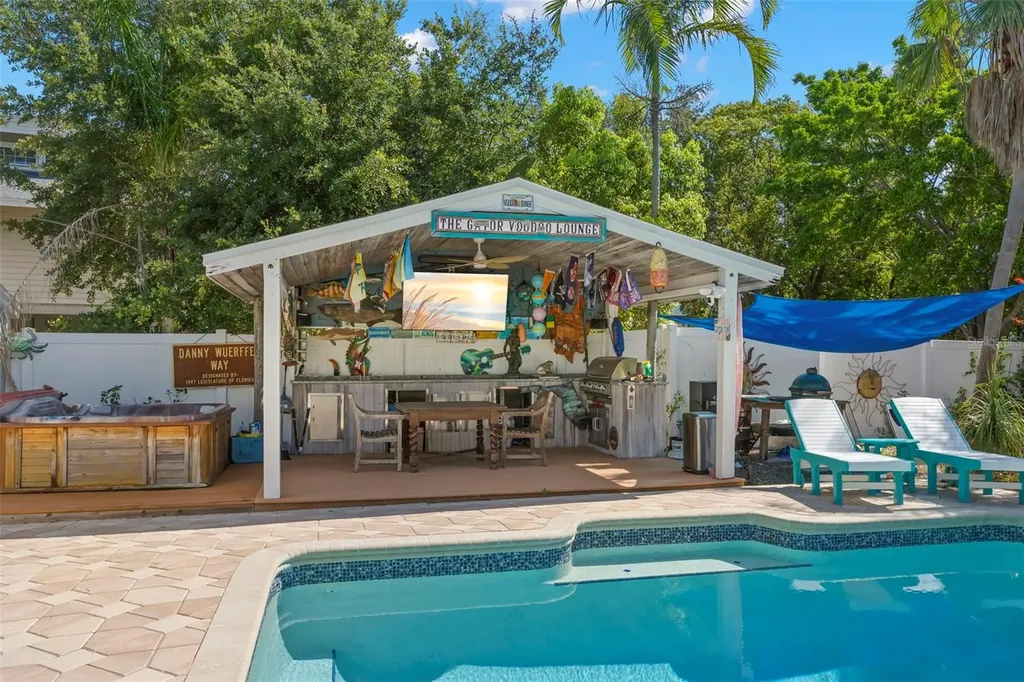 121 Carlyle Drive Palm Harbor FL 34683