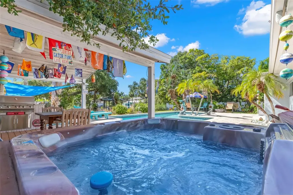 121 Carlyle Drive Palm Harbor FL 34683