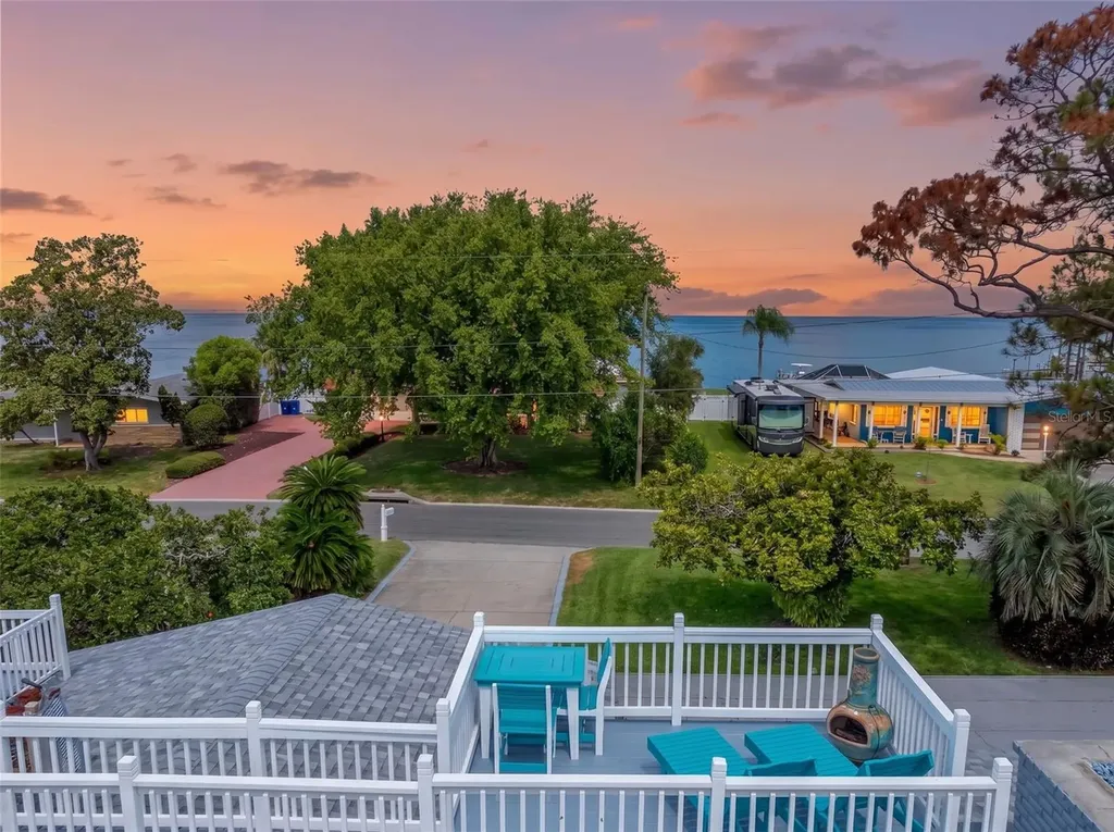 121 Carlyle Drive Palm Harbor FL 34683