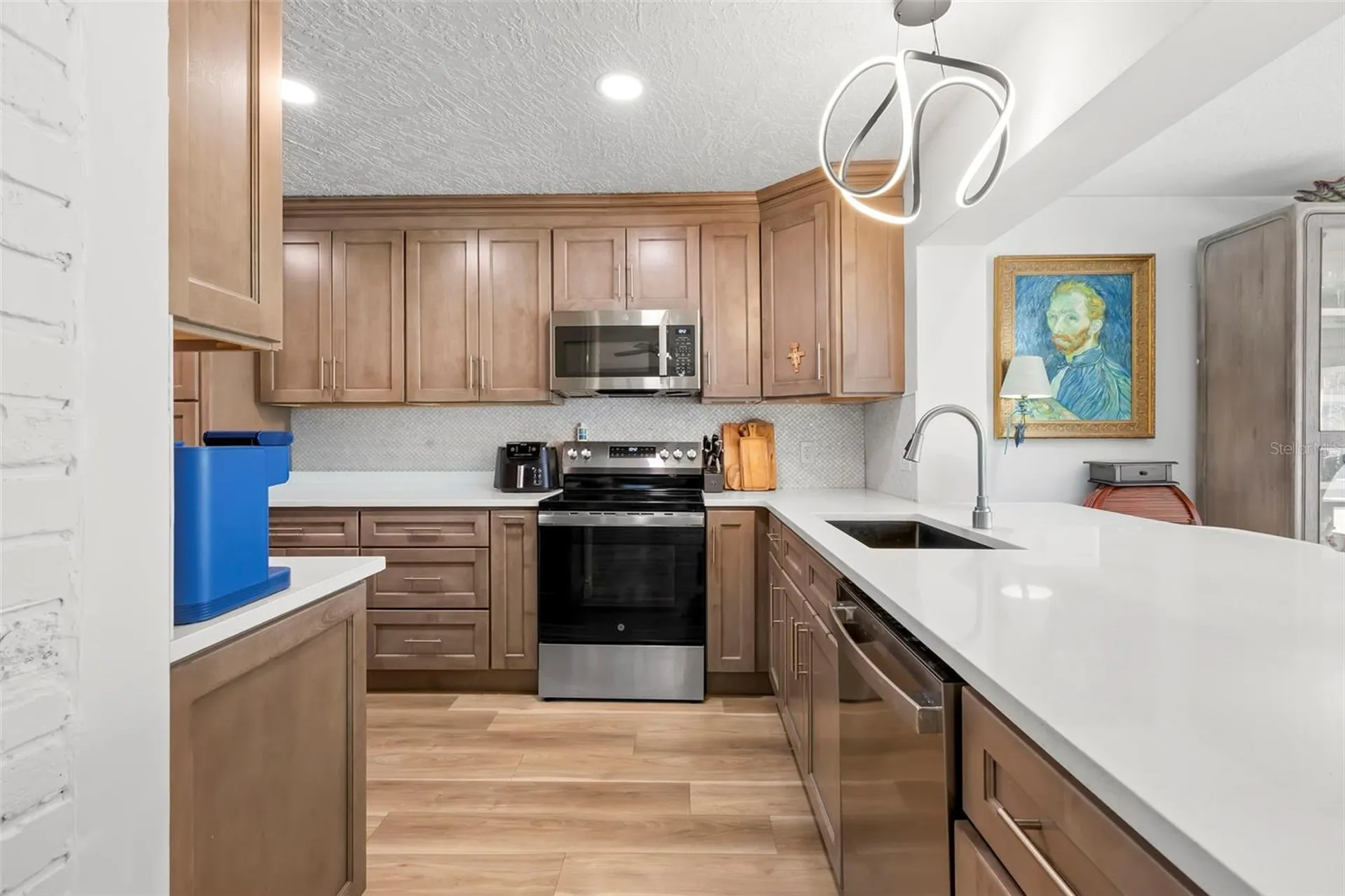 121 Carlyle Drive Palm Harbor FL 34683