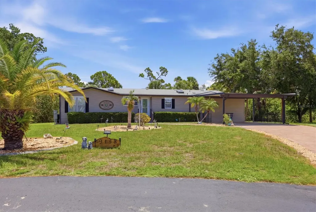 9158 Pinehaven Way Englewood FL 34224