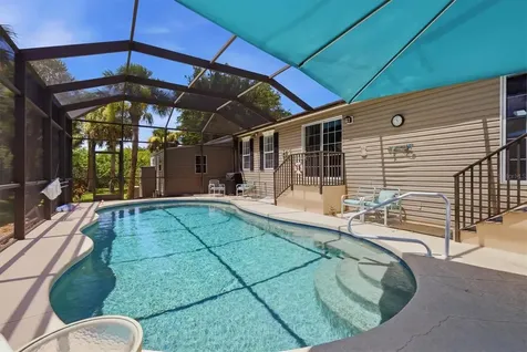 9158 Pinehaven Way Englewood FL 34224