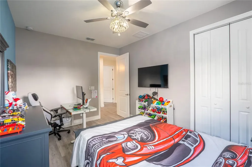 8307 N Gomez Avenue Tampa FL 33614