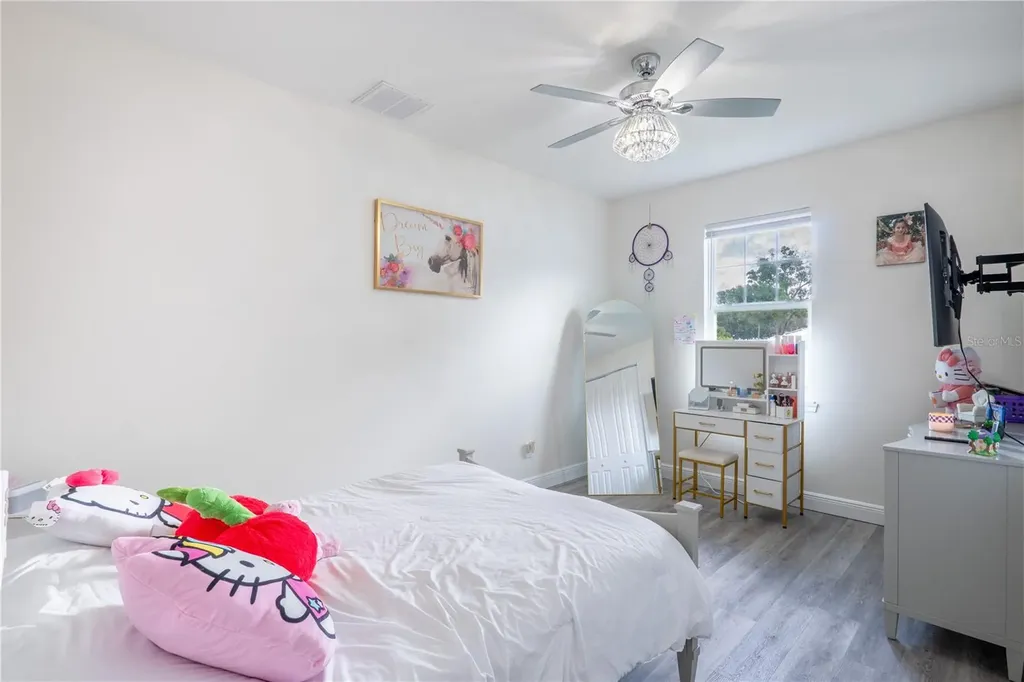 8307 N Gomez Avenue Tampa FL 33614