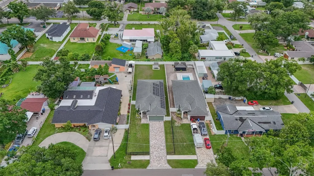 8307 N Gomez Avenue Tampa FL 33614