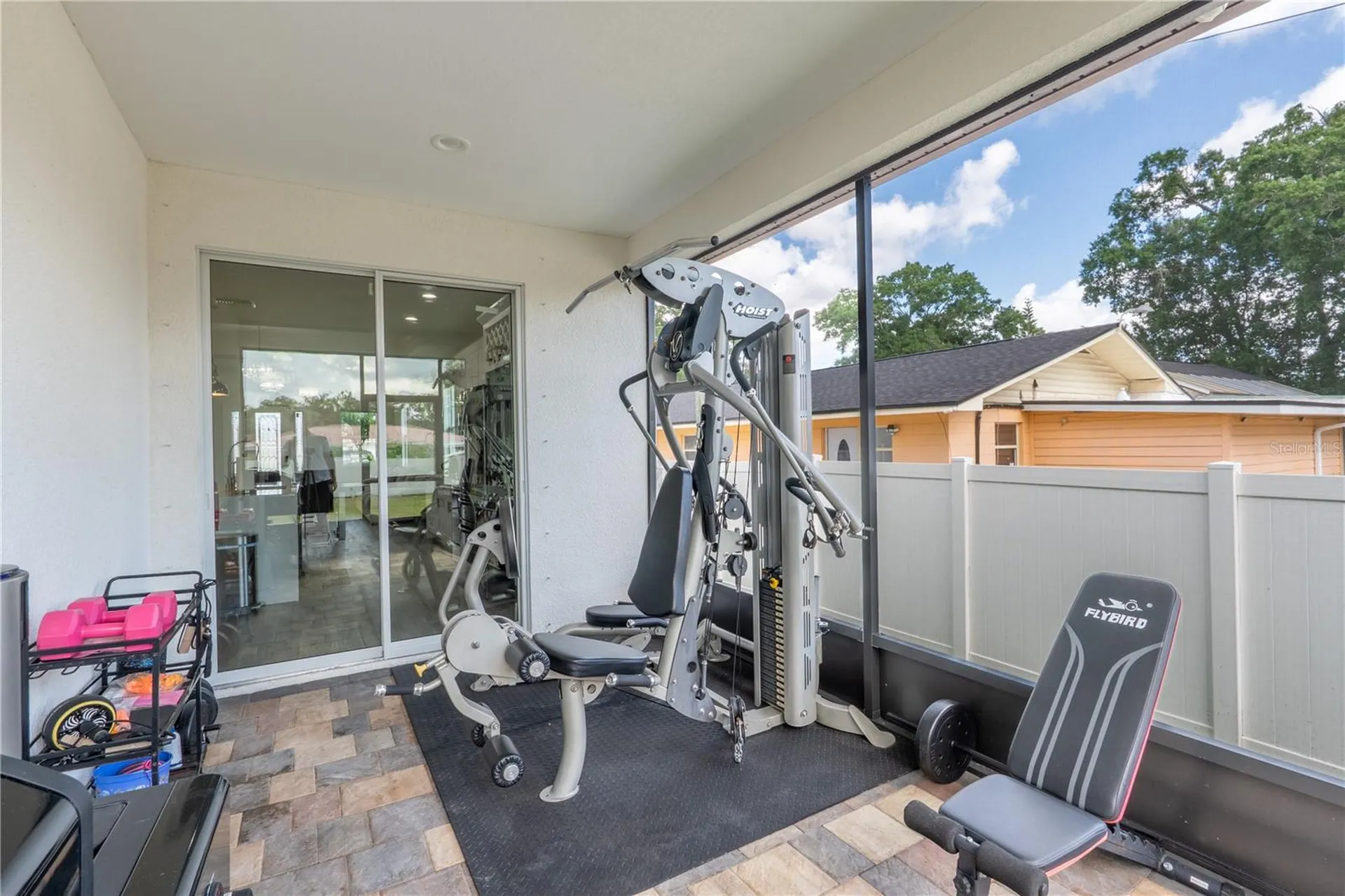 8307 N Gomez Avenue Tampa FL 33614