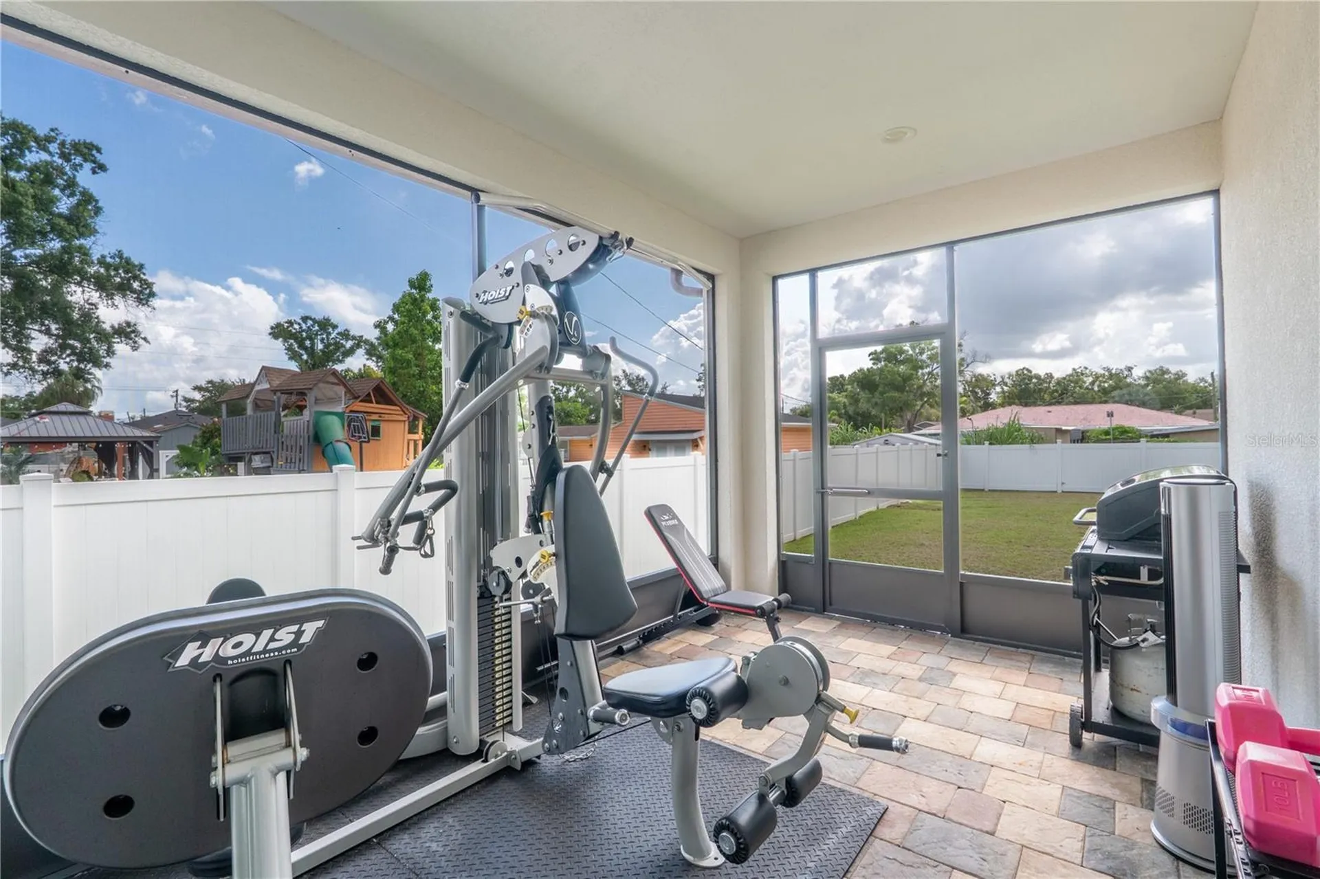 8307 N Gomez Avenue Tampa FL 33614