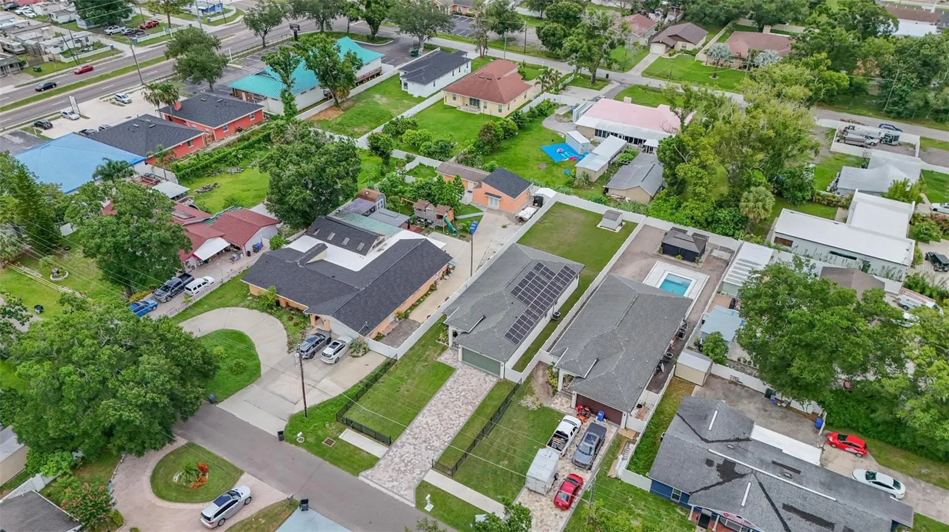 8307 N Gomez Avenue Tampa FL 33614