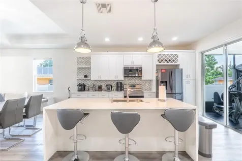 8307 N Gomez Avenue Tampa FL 33614