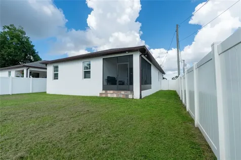8307 N Gomez Avenue Tampa FL 33614