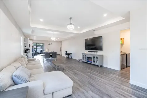 8307 N Gomez Avenue Tampa FL 33614