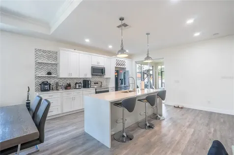 8307 N Gomez Avenue Tampa FL 33614