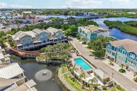 131 Athenian Way Tarpon Springs FL 34689