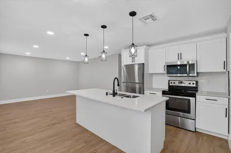 950 26th Avenue S St Petersburg FL 33705