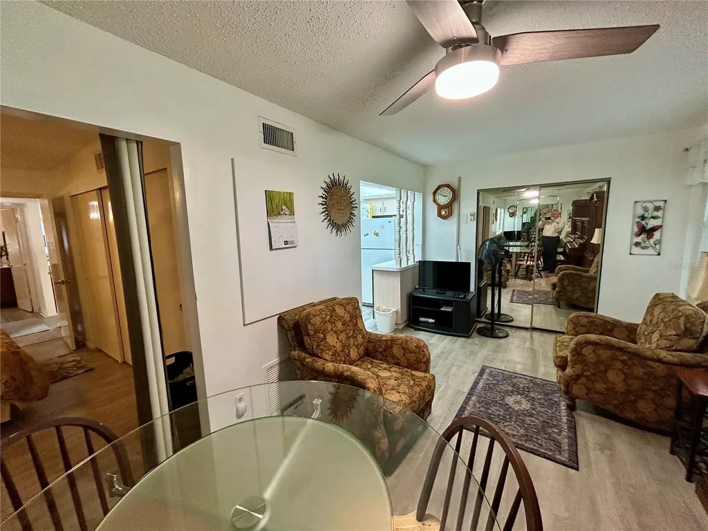 2467 Finlandia Lane Clearwater FL 33763