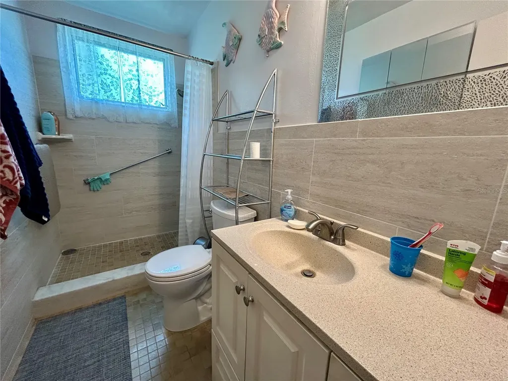 2467 Finlandia Lane Clearwater FL 33763