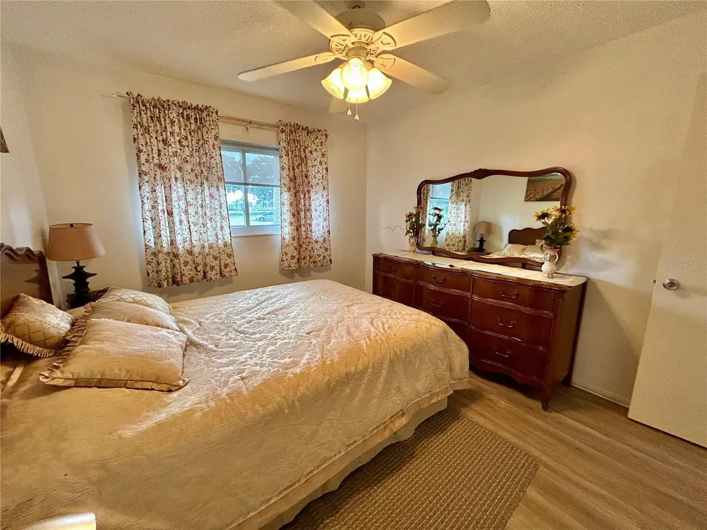 2467 Finlandia Lane Clearwater FL 33763