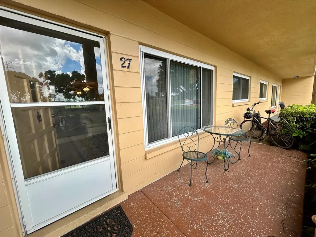 2467 Finlandia Lane Clearwater FL 33763