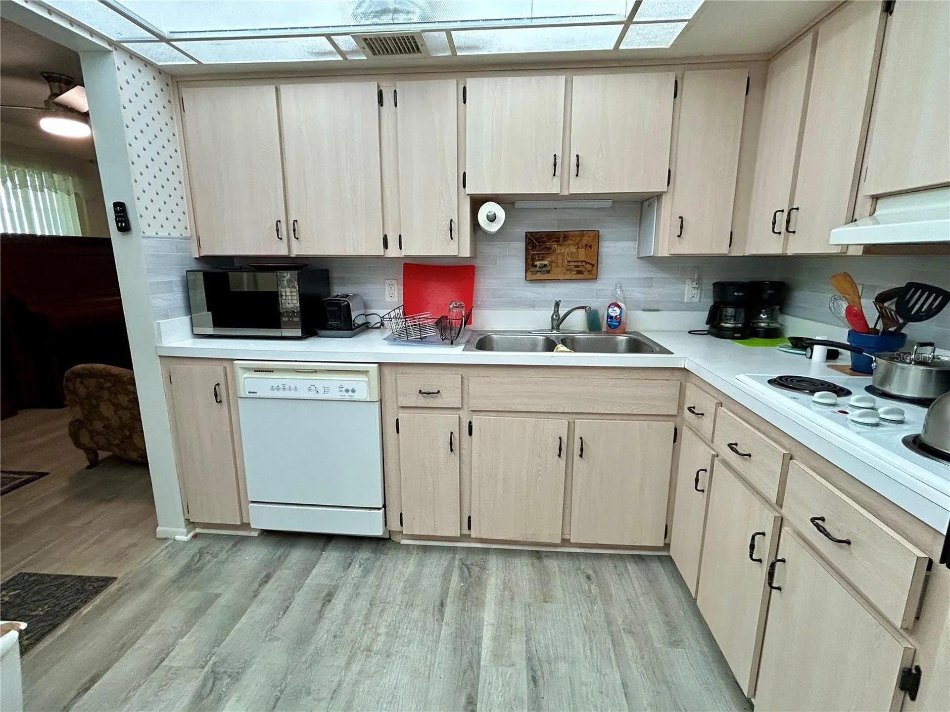 2467 Finlandia Lane Clearwater FL 33763