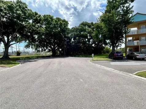 2467 Finlandia Lane Clearwater FL 33763