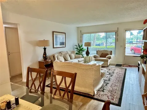 2467 Finlandia Lane Clearwater FL 33763