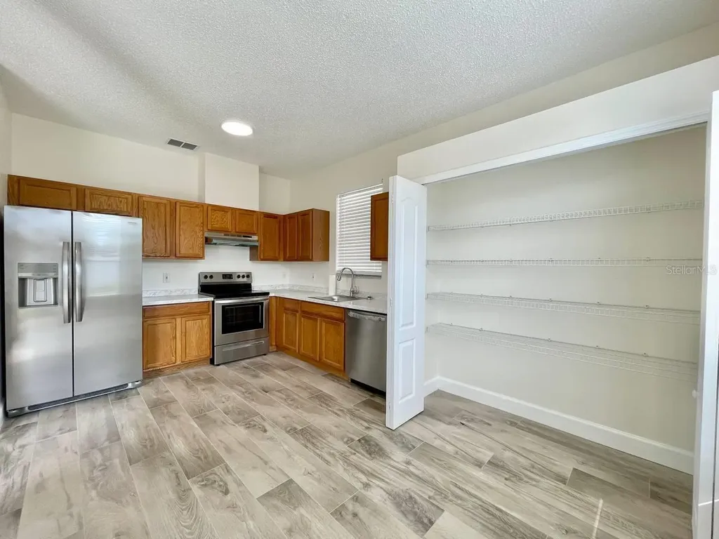 18417 Meadow Blossom Lane Tampa FL 33647