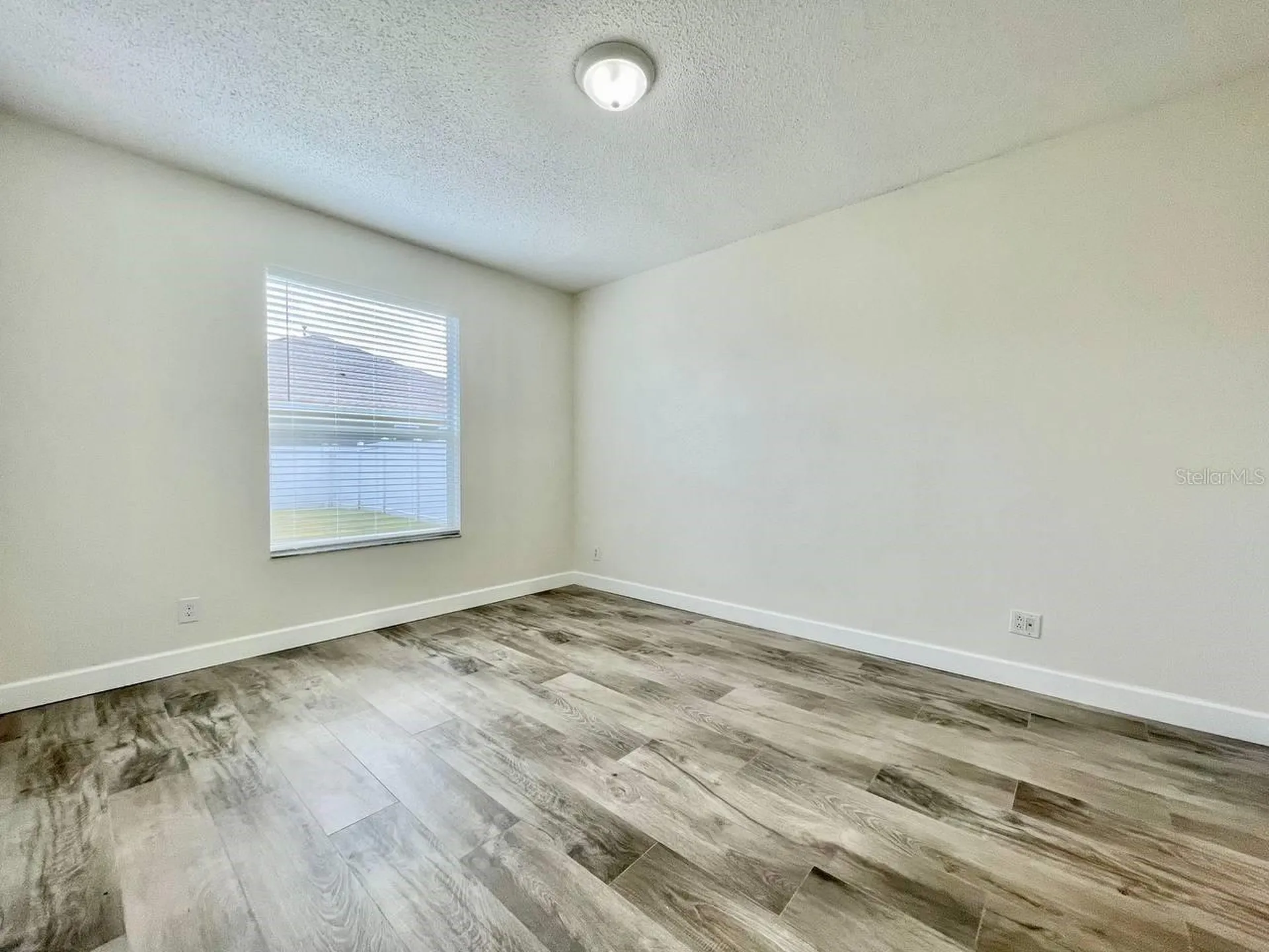 18417 Meadow Blossom Lane Tampa FL 33647