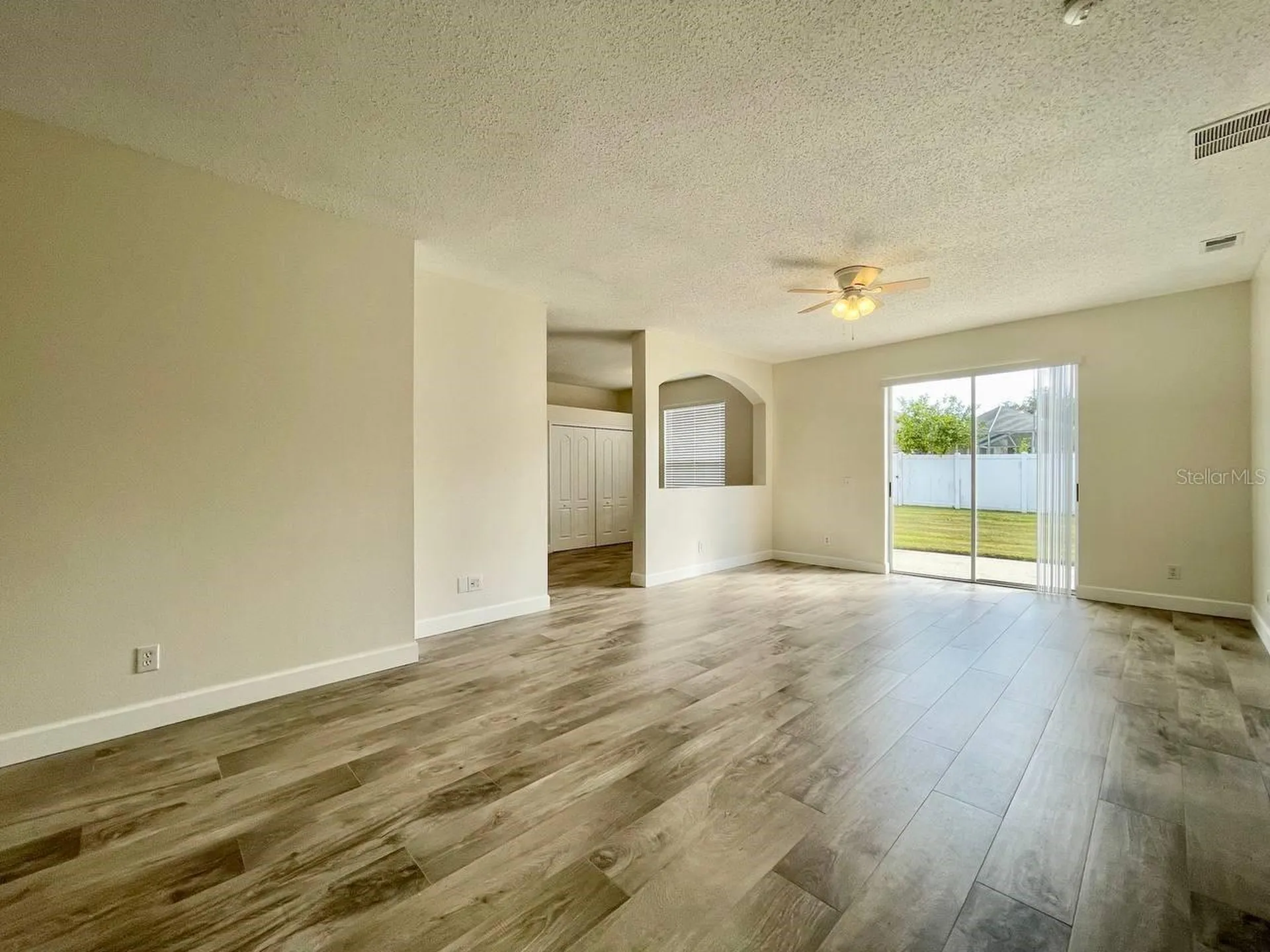 18417 Meadow Blossom Lane Tampa FL 33647