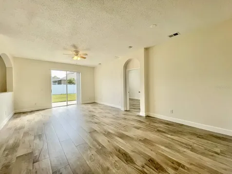 18417 Meadow Blossom Lane Tampa FL 33647
