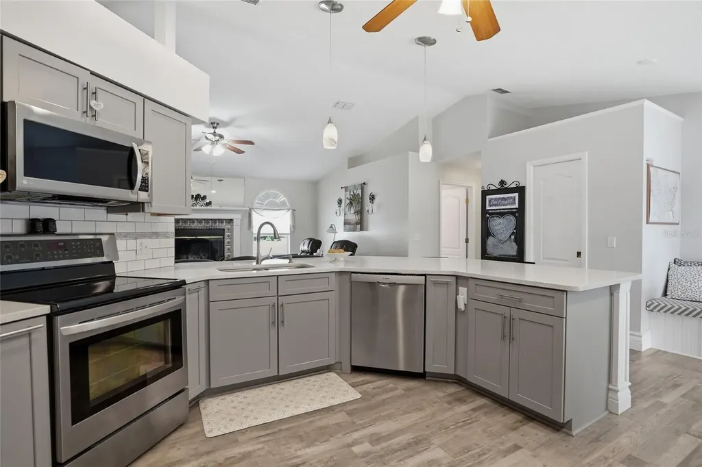 5323 Eagle Boulevard Land O Lakes FL 34639