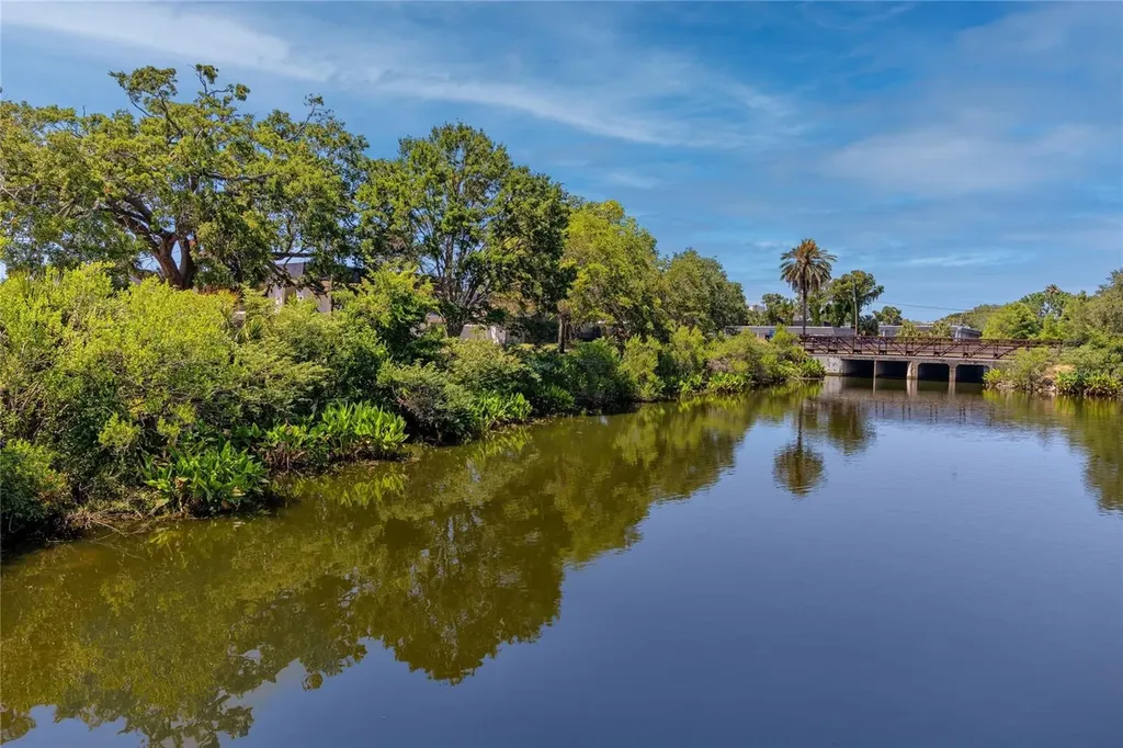 224 Waverly Way Clearwater FL 33756