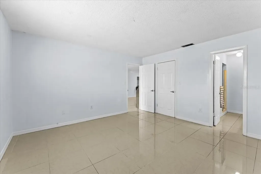 5357 81st Street N St Petersburg FL 33709
