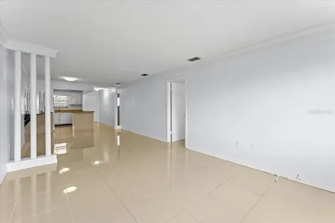 5357 81st Street N St Petersburg FL 33709