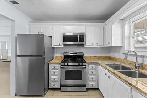 5357 81st Street N St Petersburg FL 33709