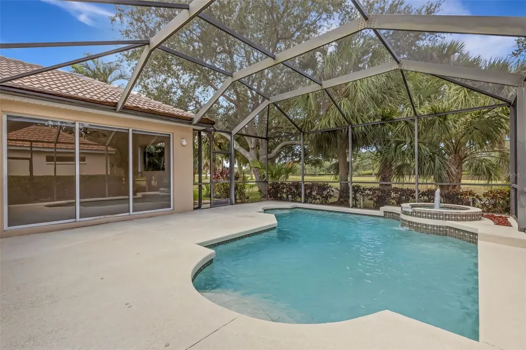 6348 Rookery Circle Bradenton FL 34203