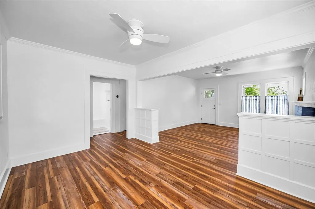 1100 35th Avenue N St Petersburg FL 33704