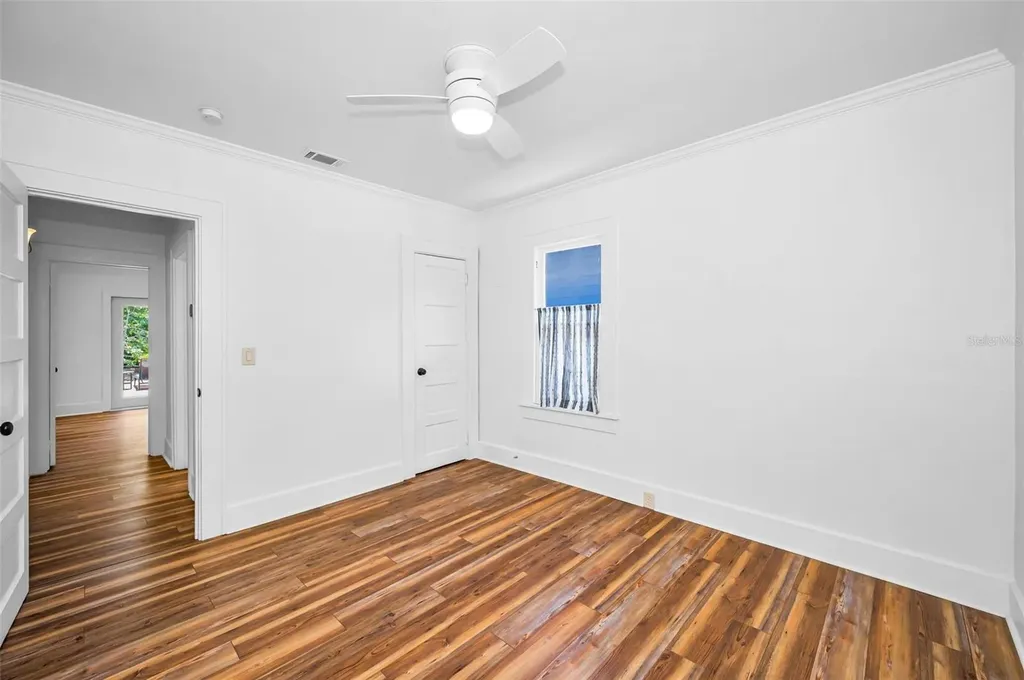 1100 35th Avenue N St Petersburg FL 33704