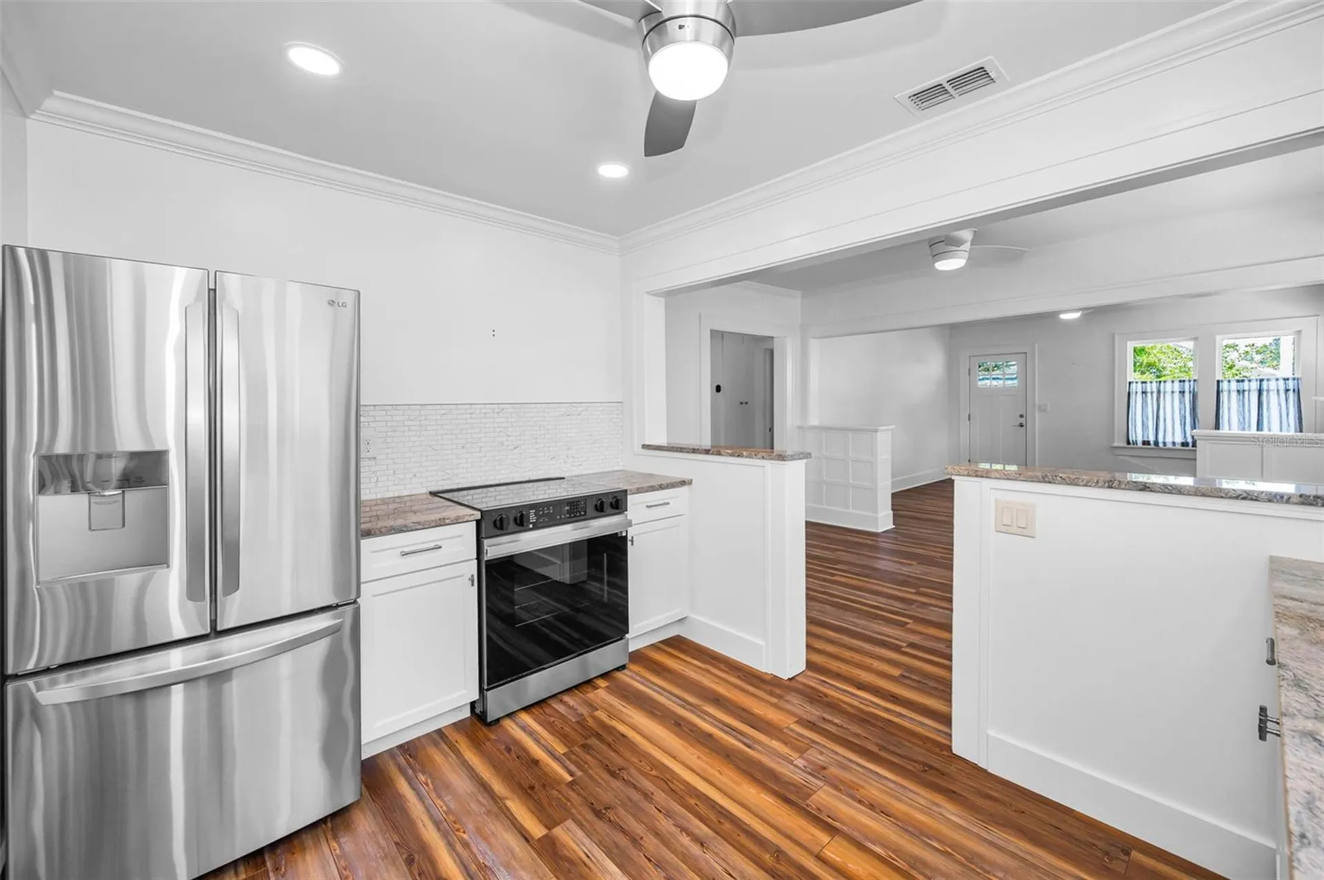 1100 35th Avenue N St Petersburg FL 33704
